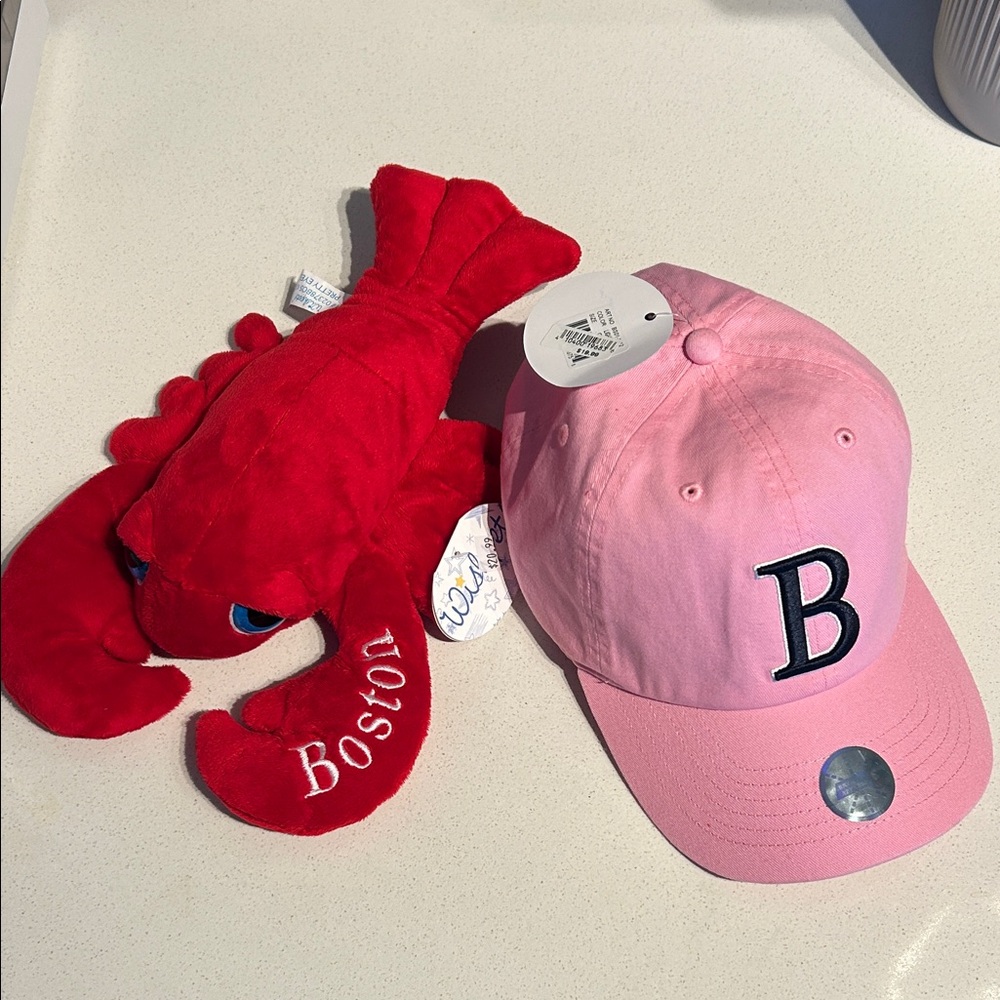 Women’s Boston Gift Bundle Bay State Apparel Hat & Lobster Toy